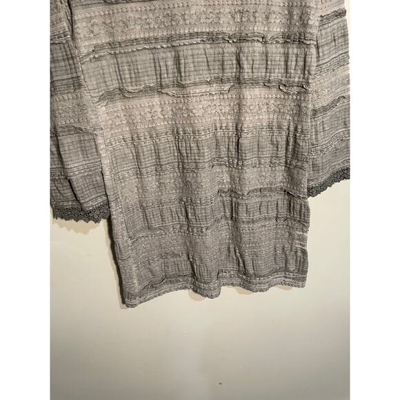 Pol‎ Gray Lace Boho Long Sleeve Mini Dress Size Medium - Picture 8 of 12